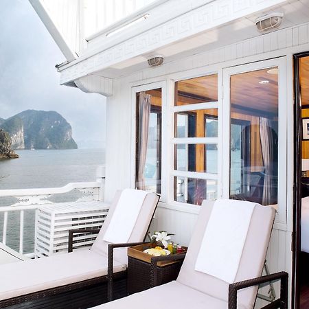 Aphrodite Cruise Hạ Long Ngoại thất bức ảnh