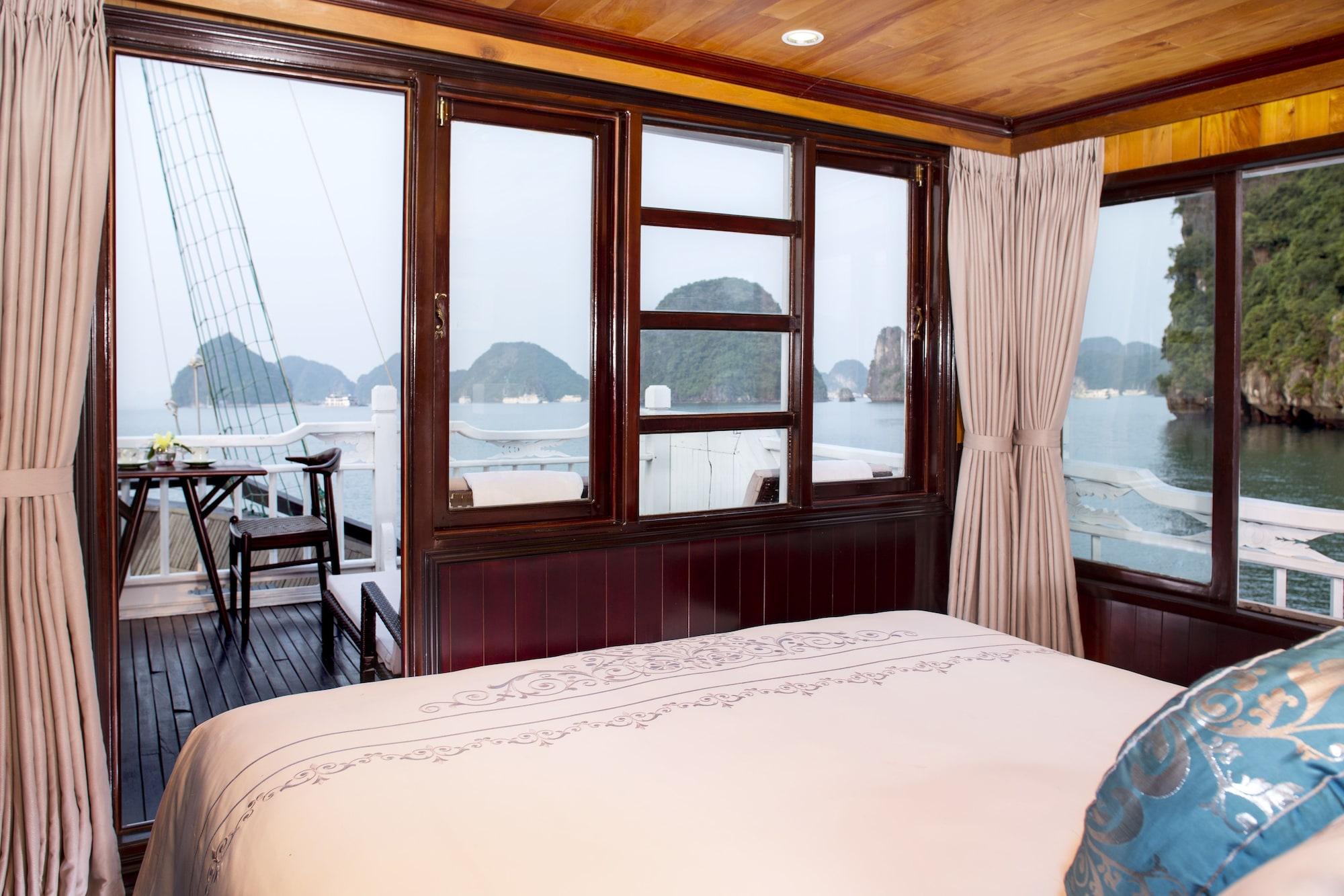 Aphrodite Cruise Hạ Long Ngoại thất bức ảnh