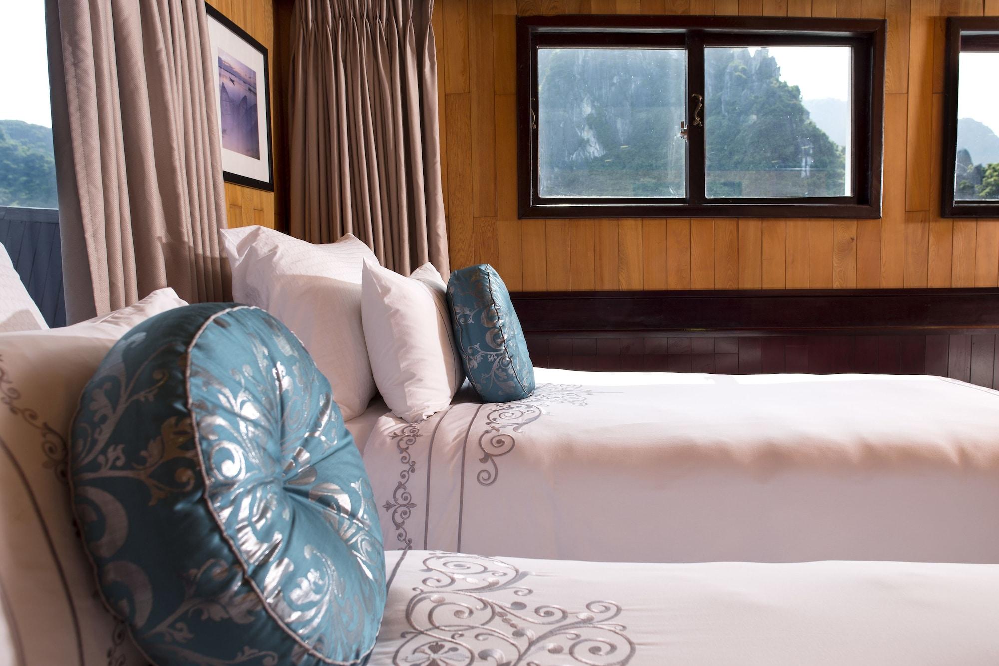 Aphrodite Cruise Hạ Long Ngoại thất bức ảnh