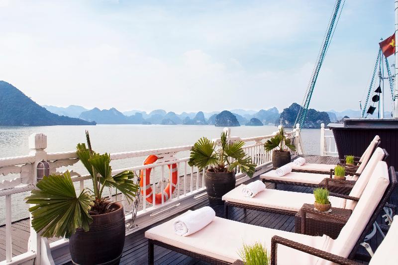 Aphrodite Cruise Hạ Long Ngoại thất bức ảnh