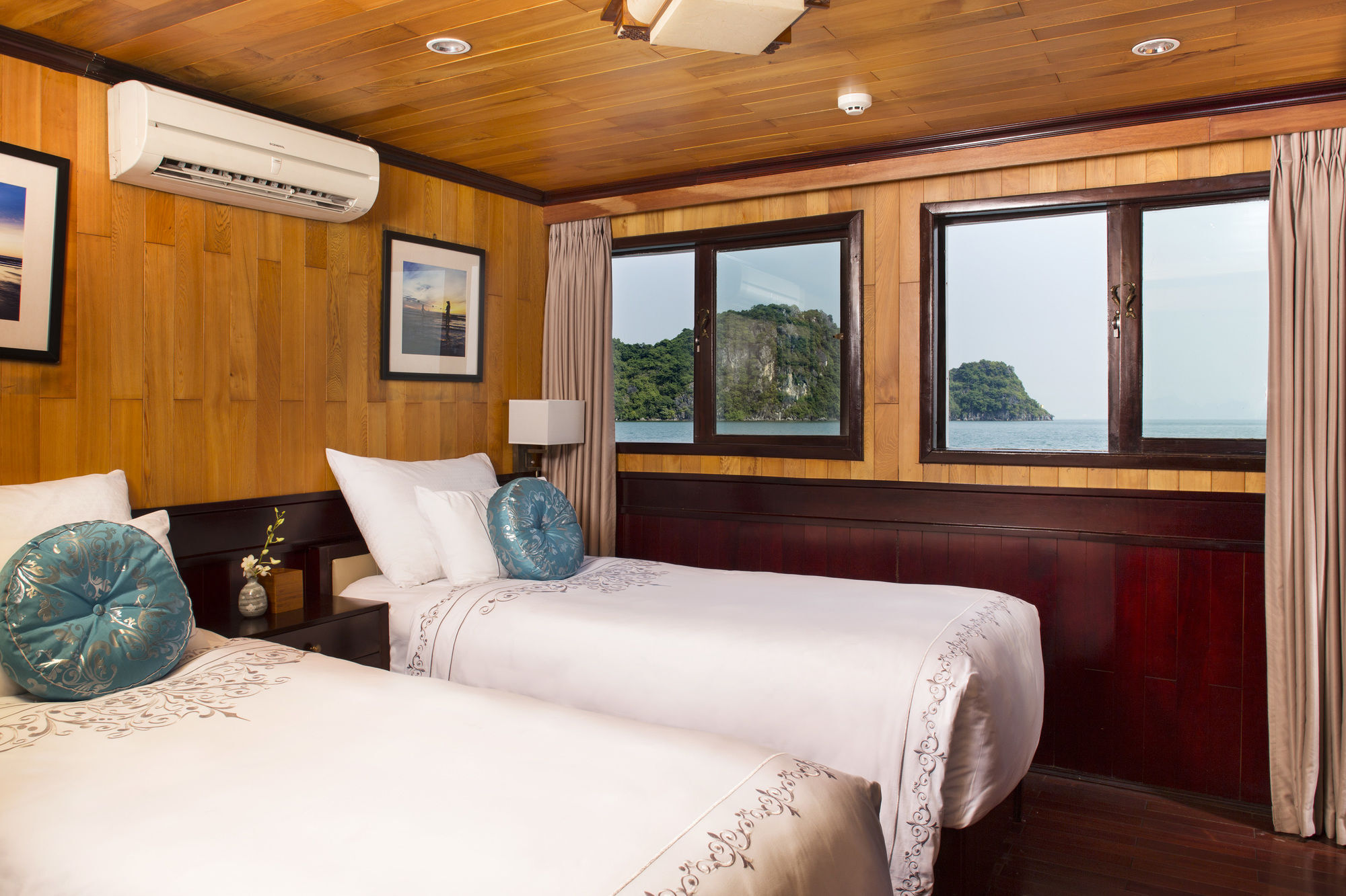 Aphrodite Cruise Hạ Long Ngoại thất bức ảnh